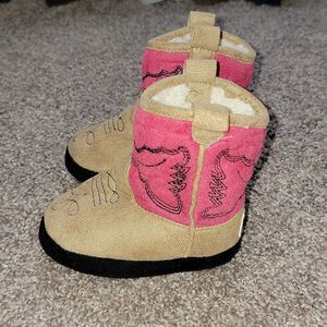 Lazy One Faux Suede Slipper Boots Size Small Kids 4-9